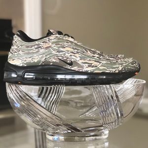 Men’s Nike air max 97 sneakers. Like new. Camo